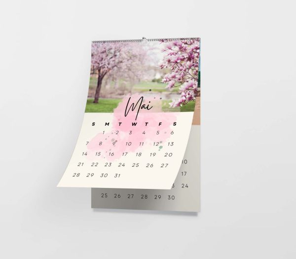 Calendar de perete personalizat cu poze